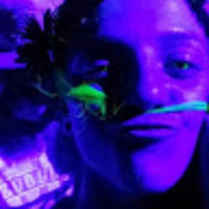 Meet your Posher, Lyssa